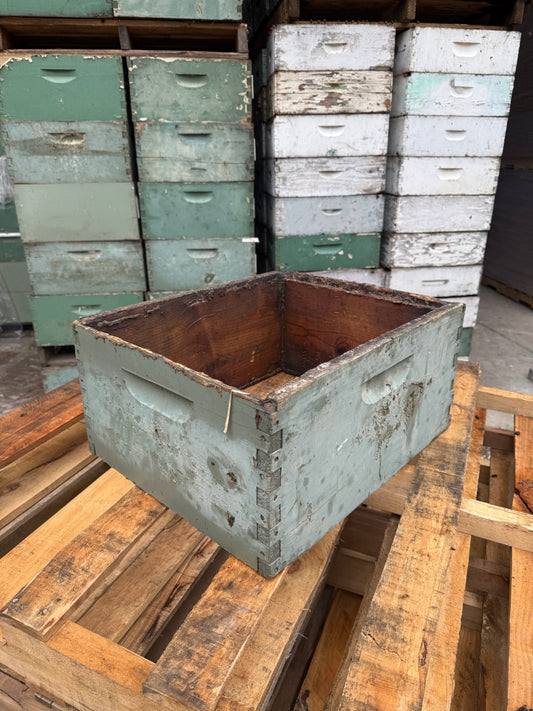 Used 10 Frame Deep Bee Boxes – Various Condition